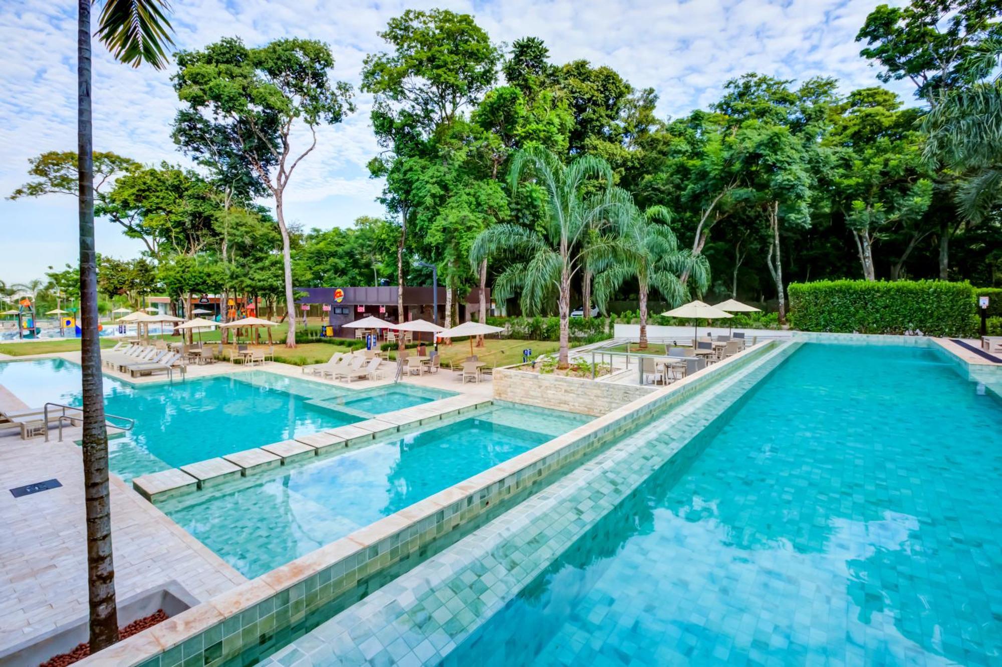 Doubletree By Hilton - Resort - 伊瓜苏 外观 照片 The swimming pool at the resort