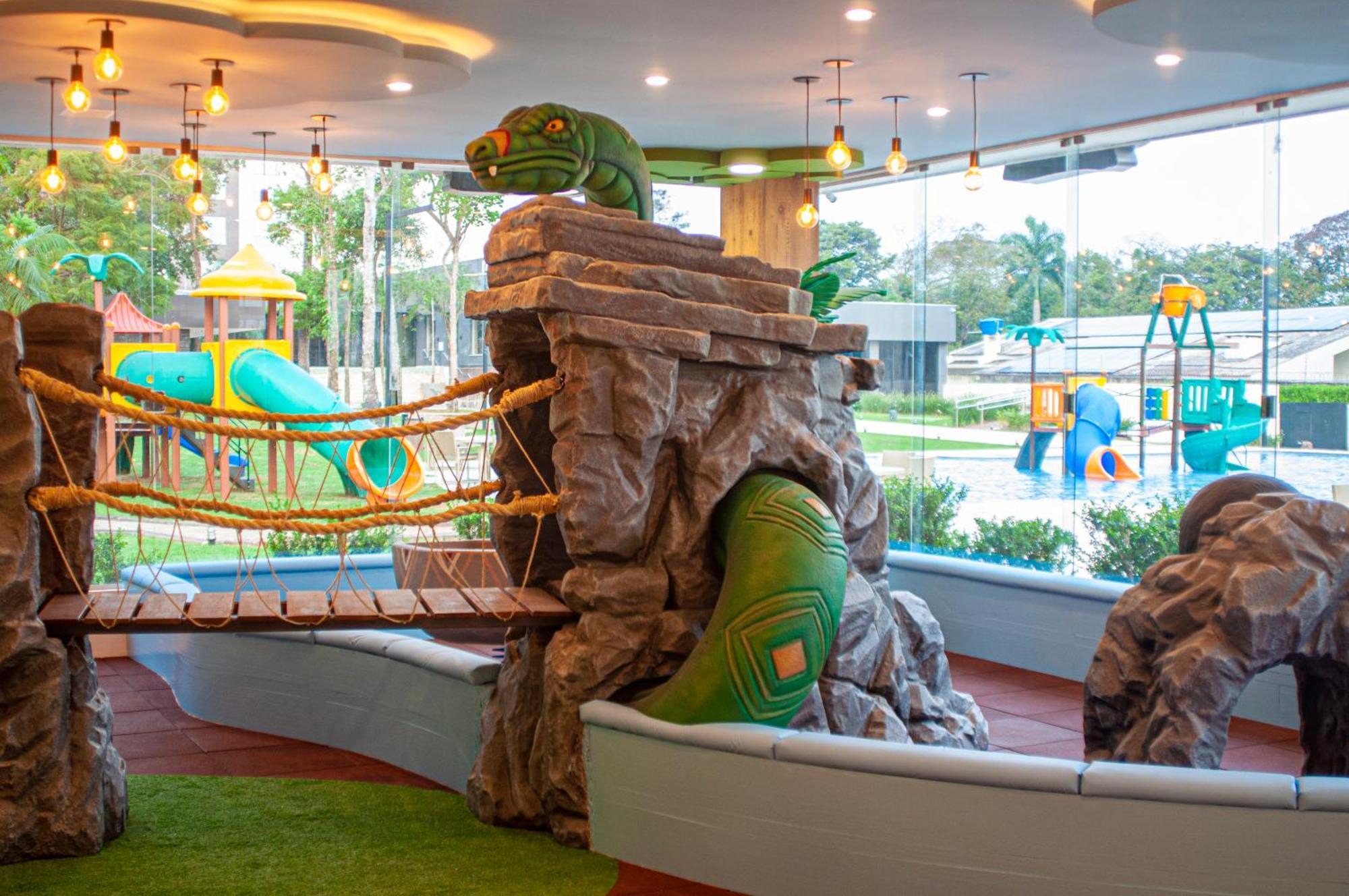 Doubletree By Hilton - Resort - 伊瓜苏 外观 照片 The Dinosaur Playground