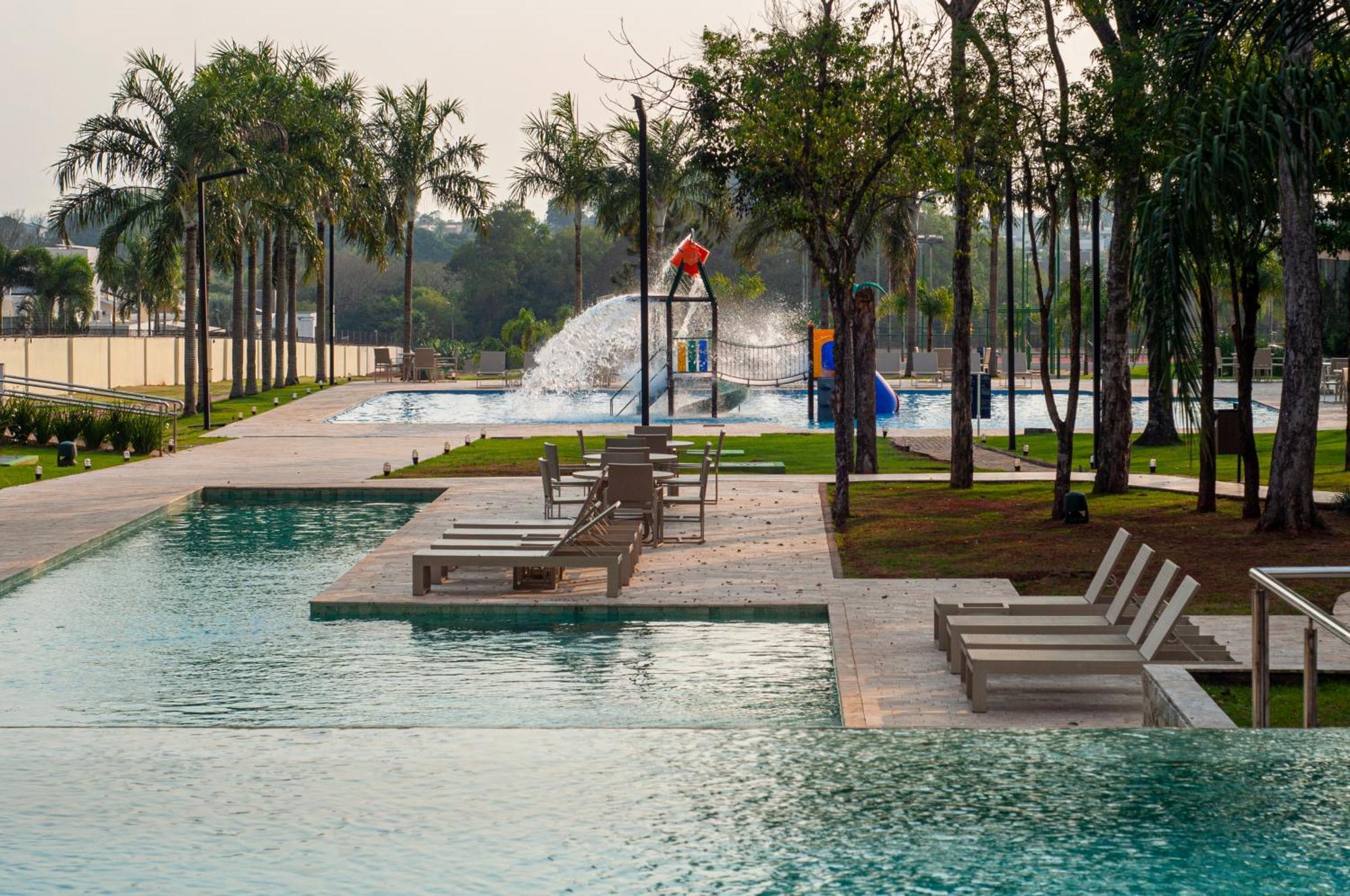 Doubletree By Hilton - Resort - 伊瓜苏 外观 照片 The pool at the resort